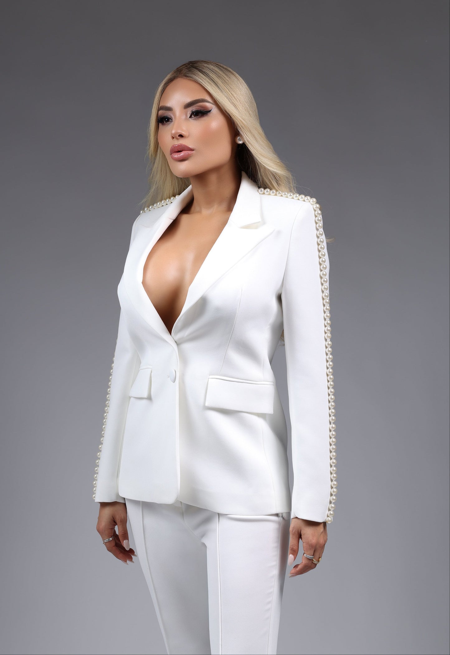 La Perle Suit Set
